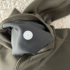 Lululemon Invigorate leggings